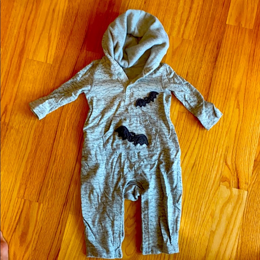 Halloween one piece unisex 12-18 month